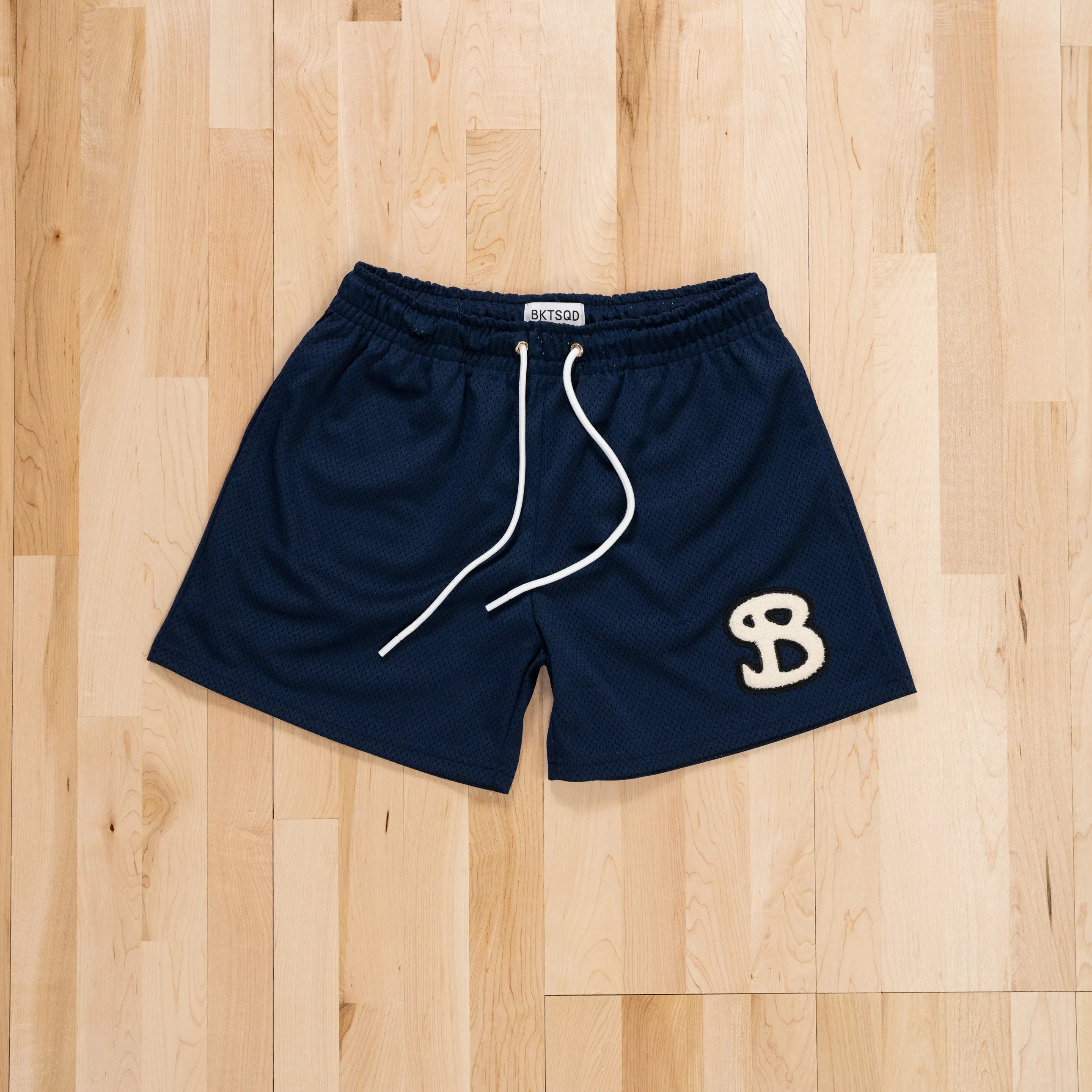 CLASSIC CHENILLE SHORTS - NAVY