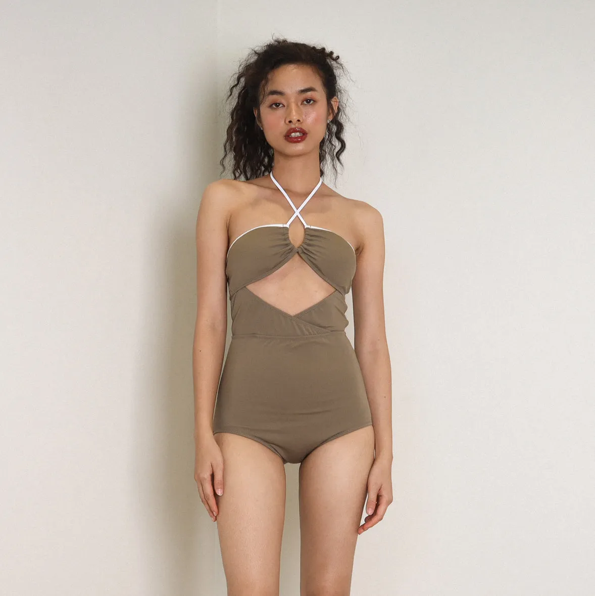 Primary Shell One-piece - CLAY
