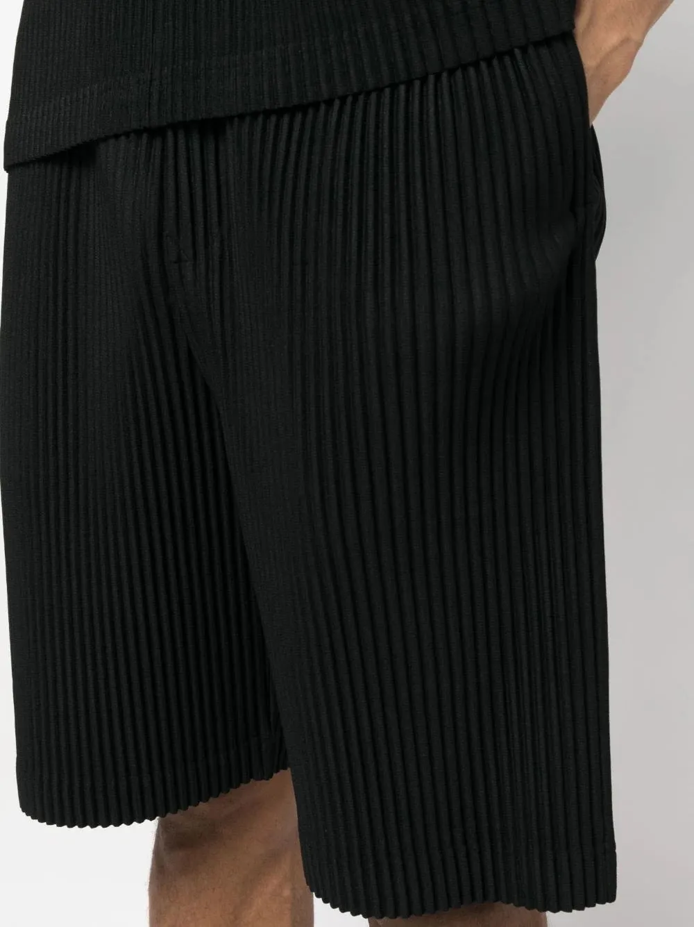 SS23 Knee Shorts - Black