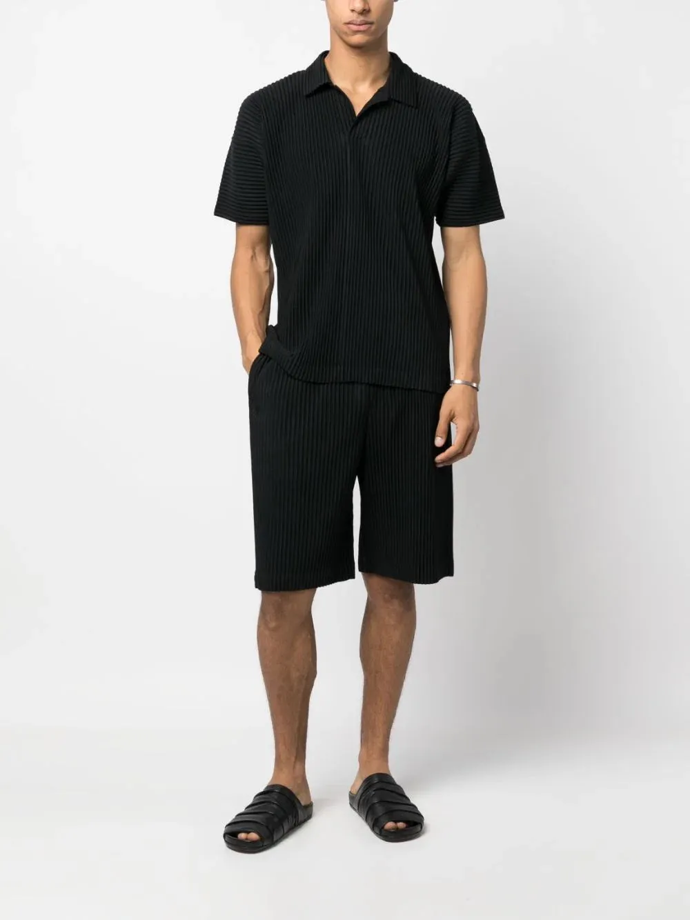 SS23 Knee Shorts - Black