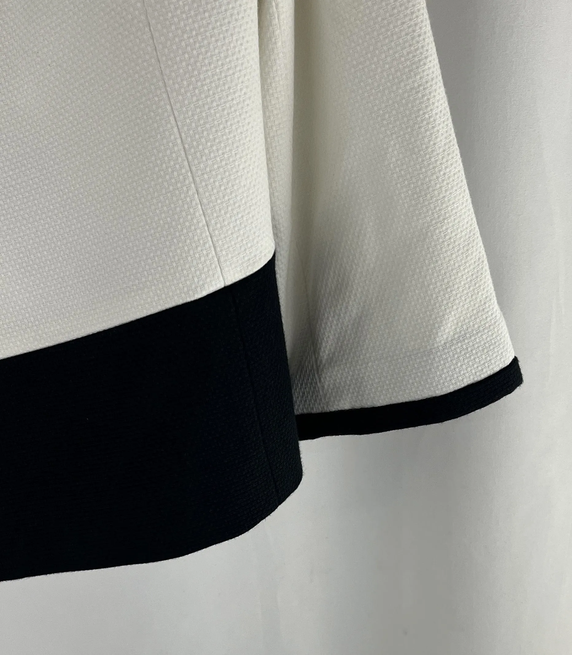 Talbot's Women's White Black Trimmed Formal Jacket Blazer Size 14P NWT