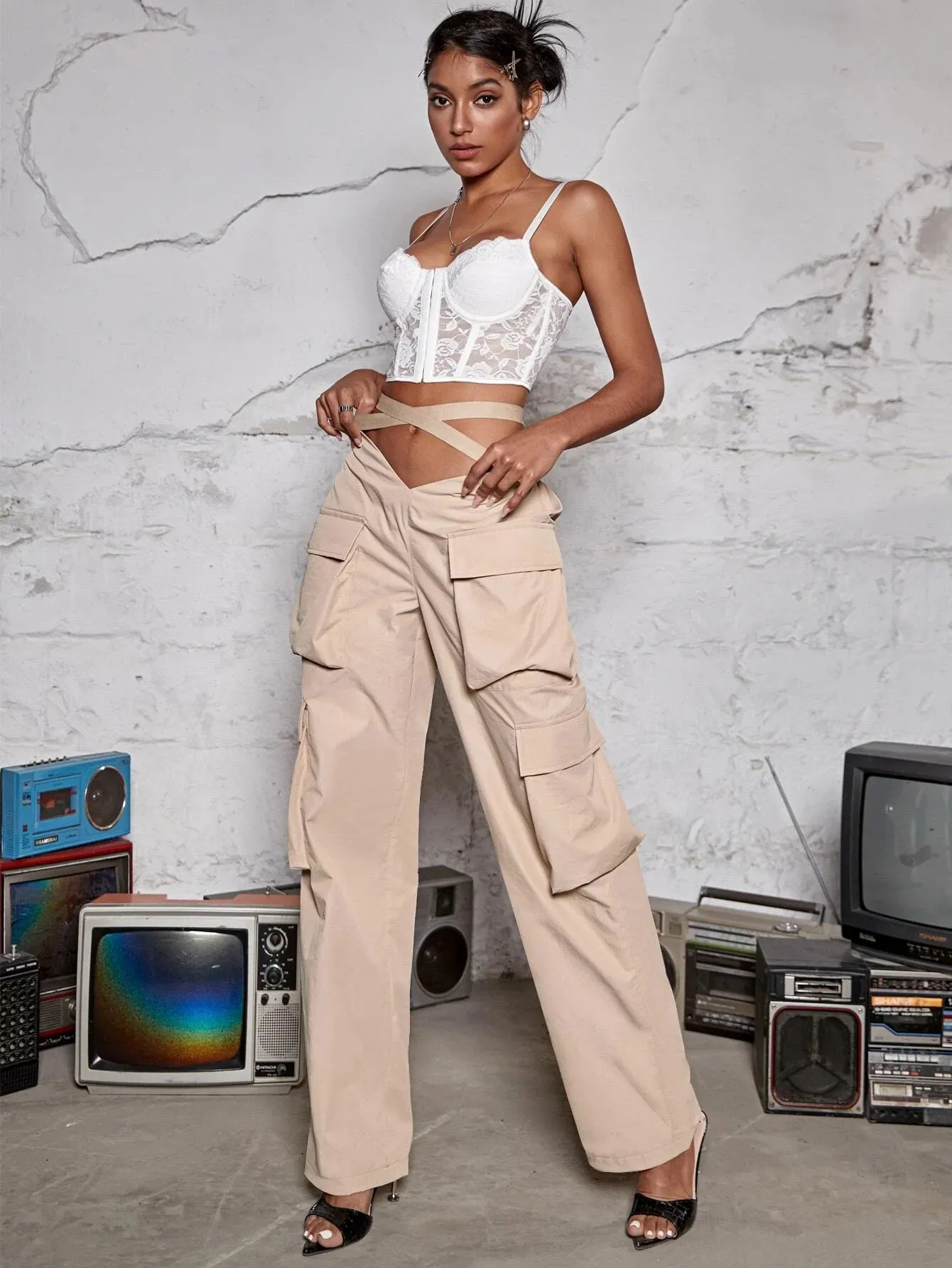 Tape Flap Pocket Side Cargo Parachute Pant