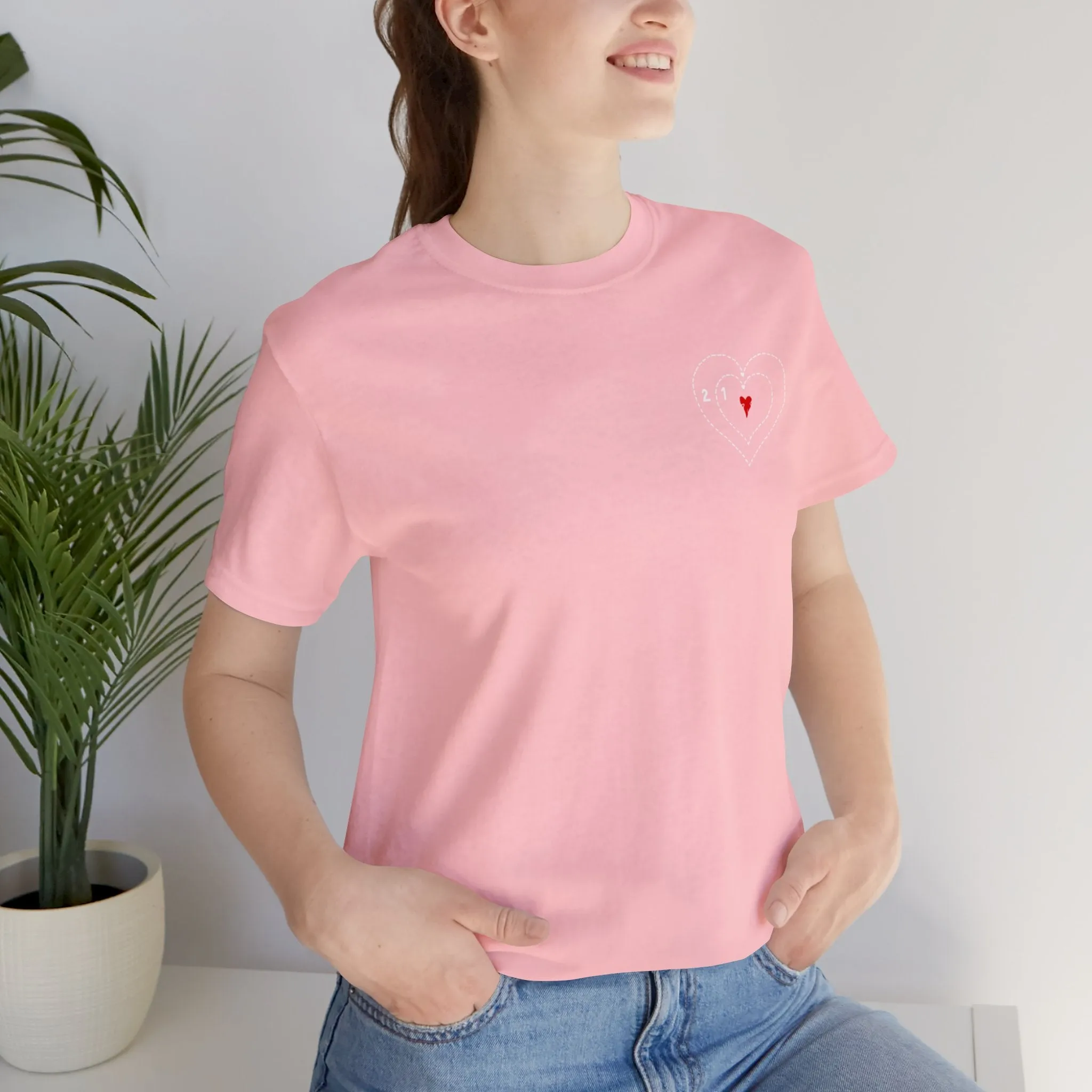 The Grinch Heart Growing Corner Detail Unisex Jersey Short Sleeve Tee