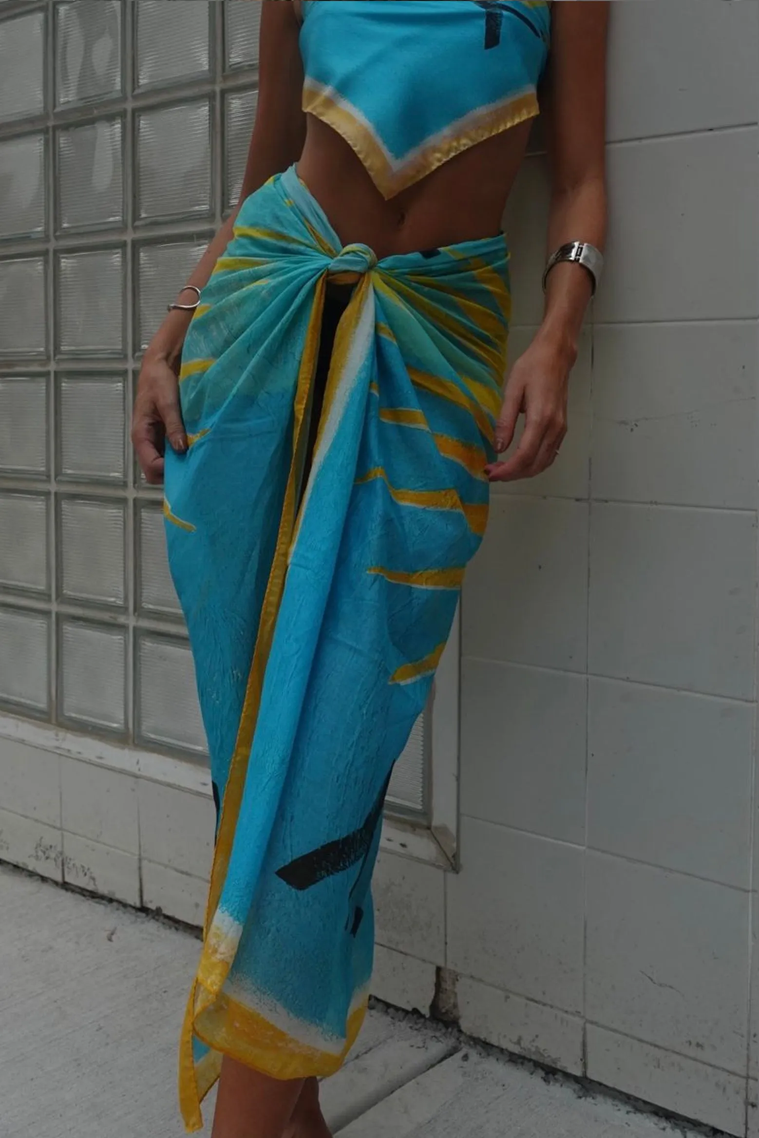 TRAVEL SARONG - EXCLUSIVE