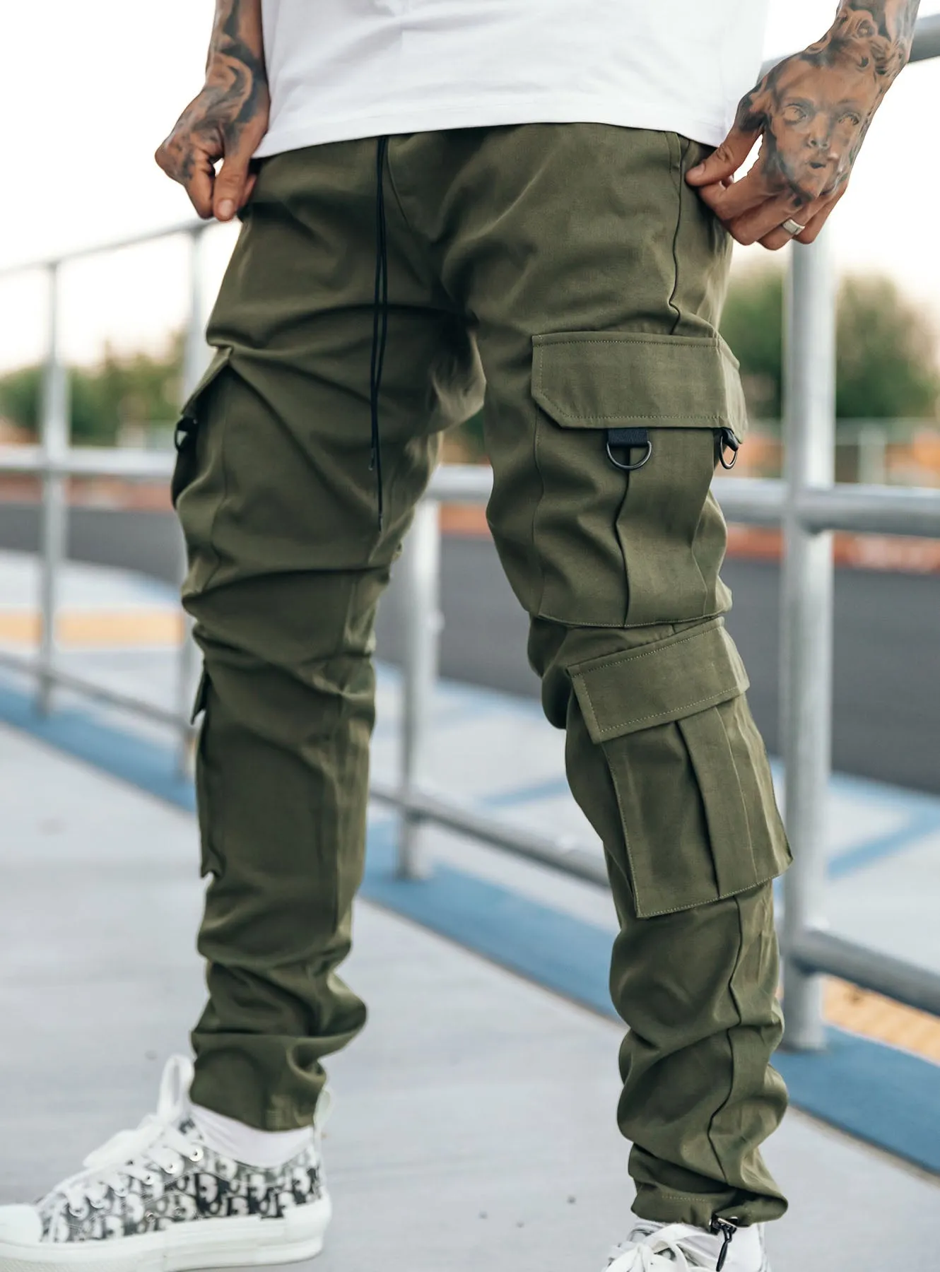 Utility Cargo Pants V10 in Olive