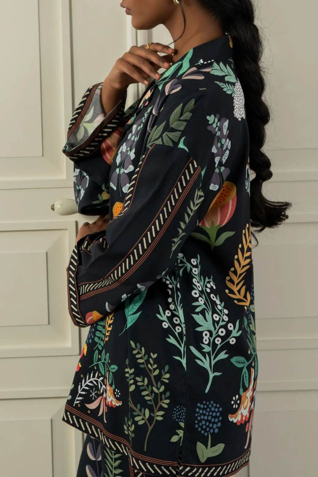 WHIMSICAL FLORAL SHIRT